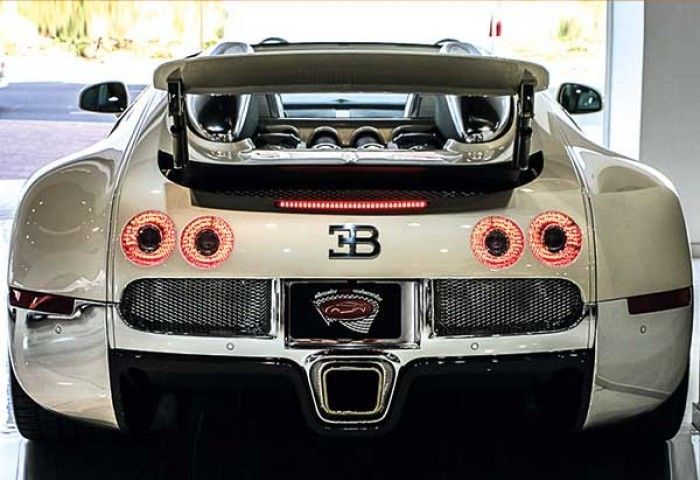 Стоимость обслуживания Bugatti Veyron