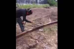 Удар рельсы