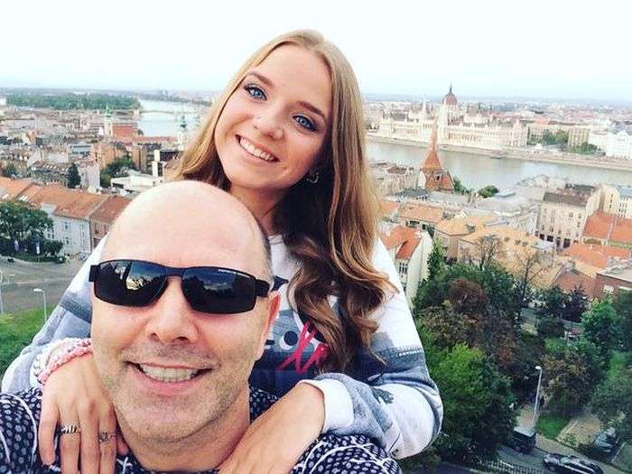 Родители избили свою дочь-порноактрису Владиславу Затягалову