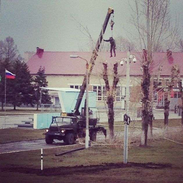 Российские военнослужащие в одном фото