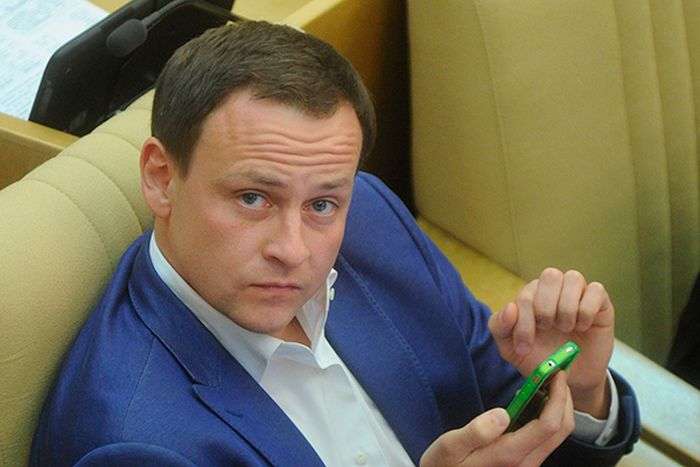 Аренда автотранспортного средства для депутата Сидякина обходится в 100 000 рублей в месяц
