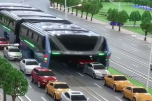 Автобус, который не помешает уличному движению