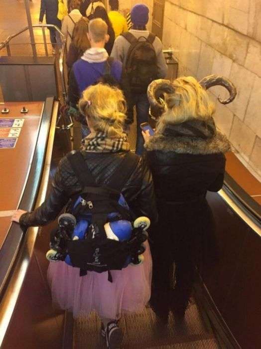 Забавные персонажи в метро