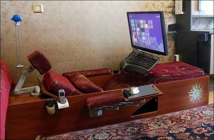 Прикольный самодельный диван