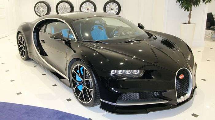 Гиперкар Bugatti Chiron