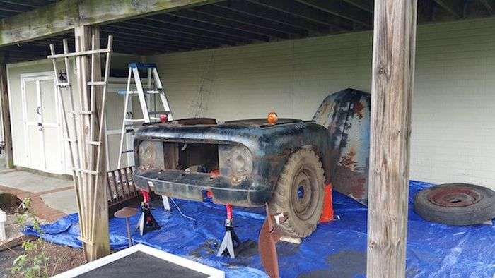 Домашняя барная стойка из деталей пикапа Ford F-3