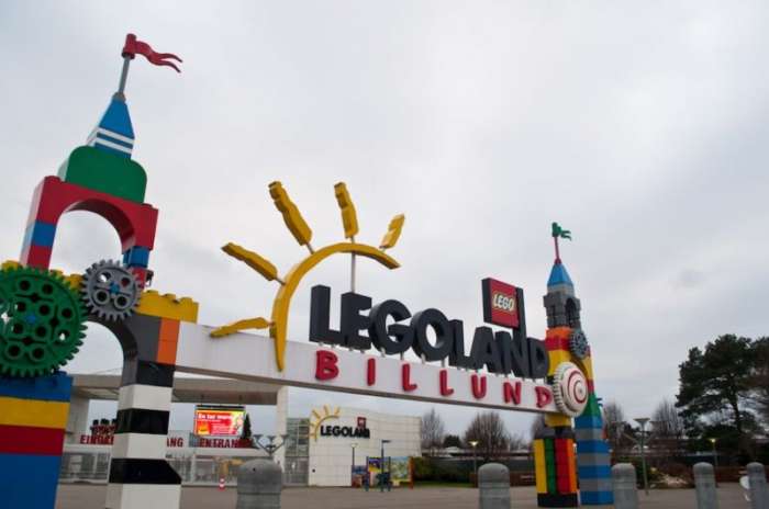 Экскурсия по заводу LEGO в Дании