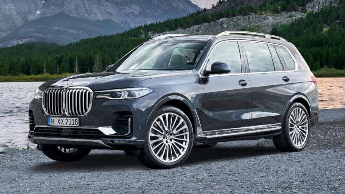 Сборка BMW X7 на видео