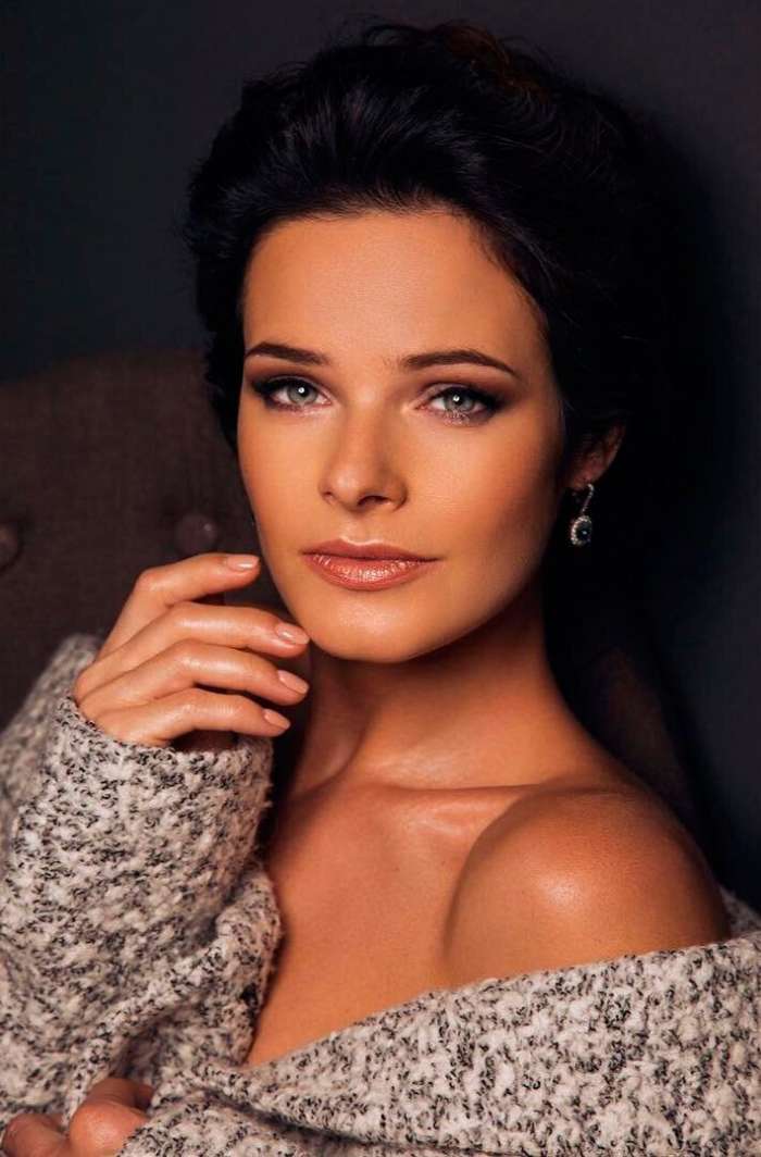Анна Пескова (32 фото)