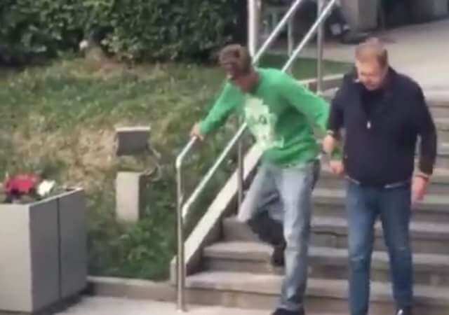 После тяжелой тренировки в спортзале