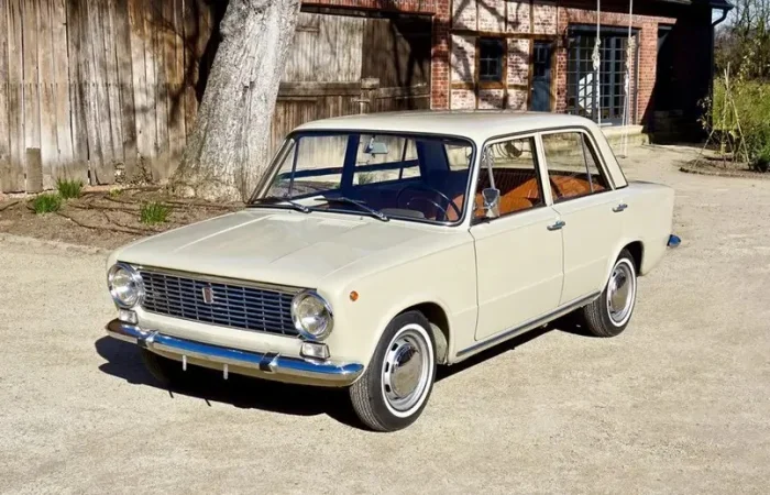 Икона стиля: легендарный FIAT 124 (1966)
