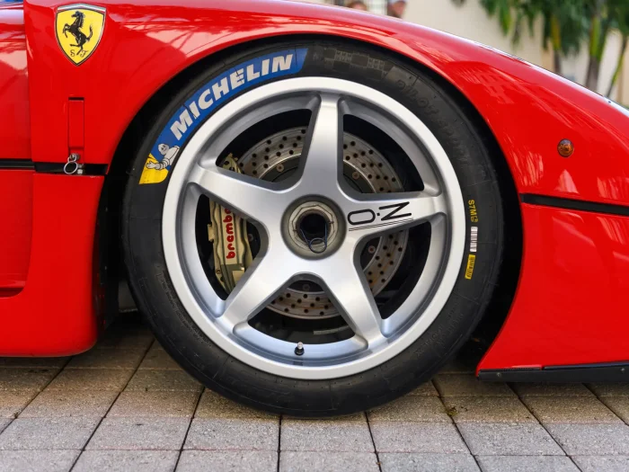 Исторический Ferrari F40: скорость и цена в одном автомобиле