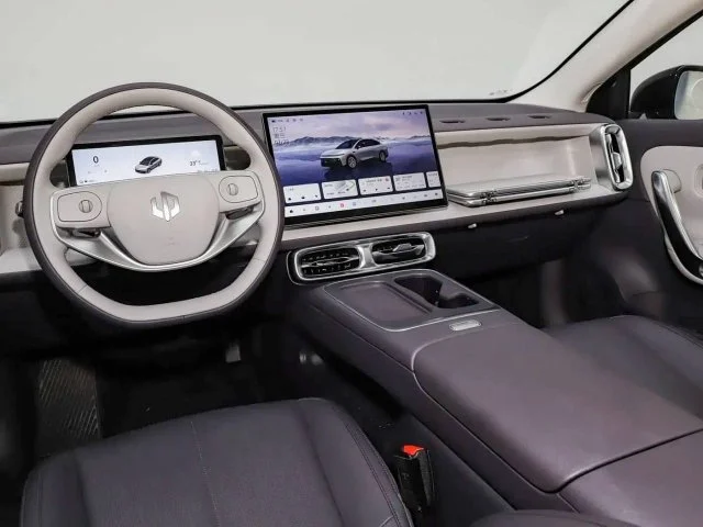 В Китае представлен электрокар Leapmotor B01: стоимость ниже, чем у новой Lada Iskra